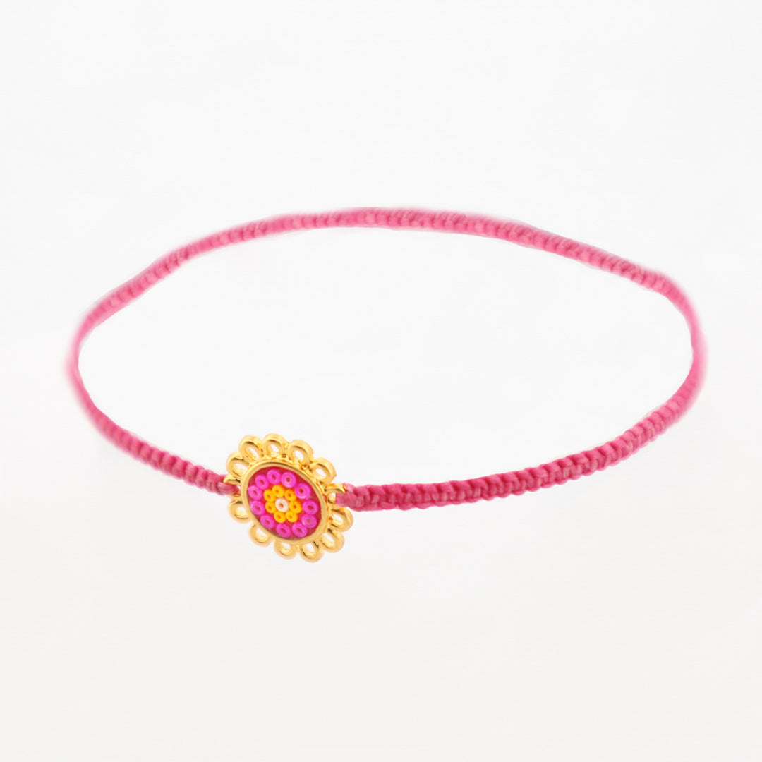 Macramé Flower Power Bracelet