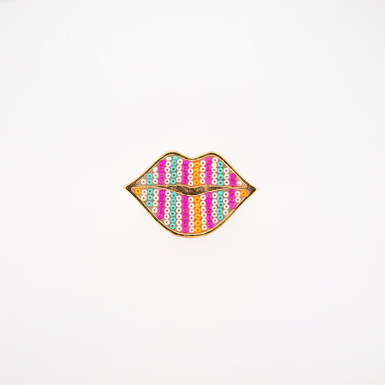 Kiss Kiss Ring