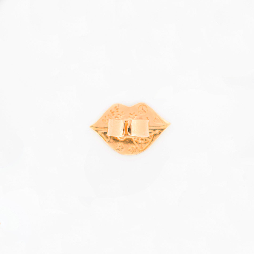 Kiss Kiss Ring